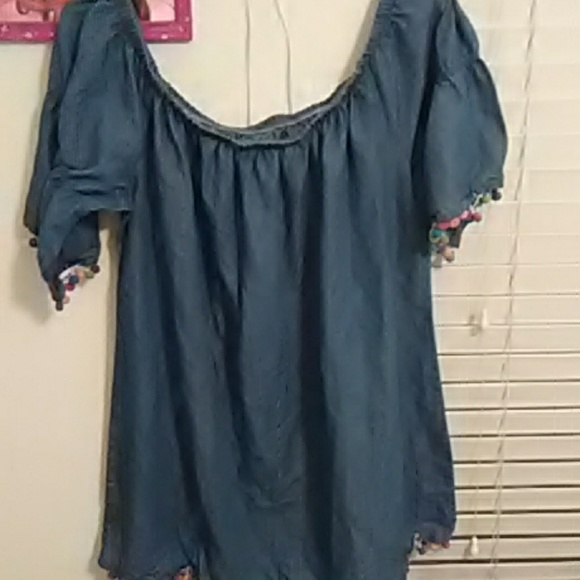 Dress - Picture 2 of 2